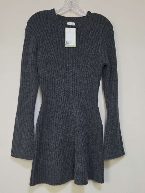 H&M Dresses & Skirts - H&M Dark Gray Ribbed Long-Sleeve Knit Dress